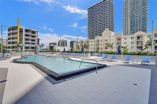 480 NE 30th St 1007, Miami, FL 33137