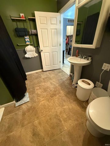 6492 W Olson Road, Rochester, IN 46975