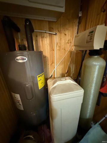 6492 W Olson Road, Rochester, IN 46975