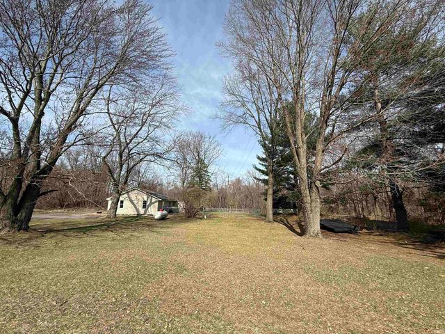 6492 W Olson Road, Rochester, IN 46975