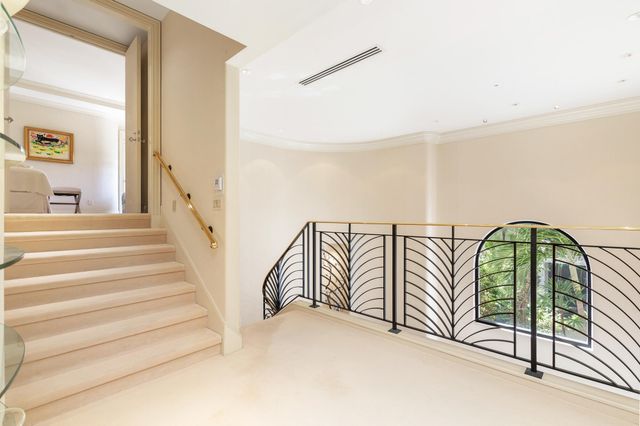 349 Chilean Avenue, Palm Beach, FL 33480