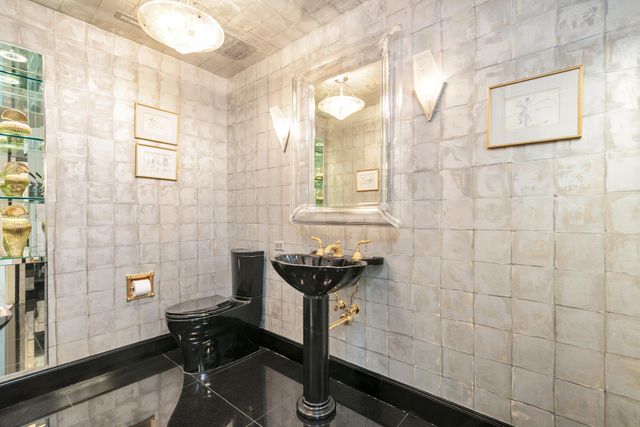 349 Chilean Avenue, Palm Beach, FL 33480