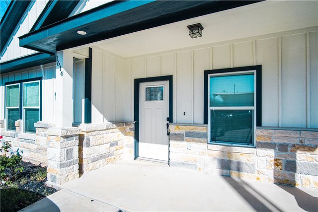 1614 Louis Street, Bryan, TX 77803