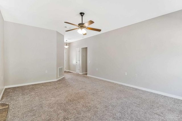 5441 Pescara Dr, Pace, FL 32571