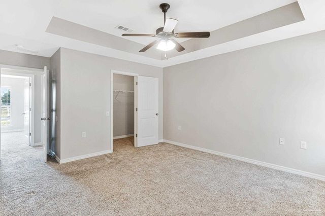 5441 Pescara Dr, Pace, FL 32571