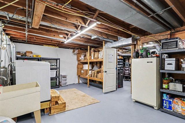 624 Hayes Street, Marne, MI 49435
