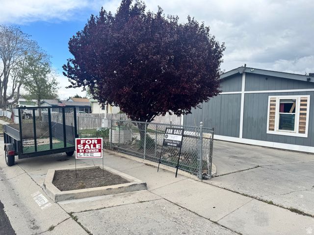 8557 S 3830 W, West Jordan, UT 84088