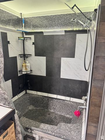 8557 S 3830 W, West Jordan, UT 84088