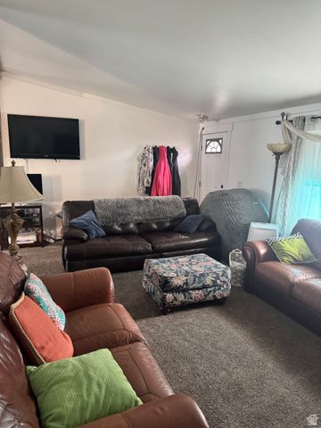 8557 S 3830 W, West Jordan, UT 84088