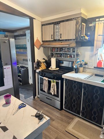 8557 S 3830 W, West Jordan, UT 84088