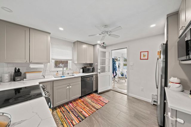 11 Mcauliffe Rd, Randolph, MA 02368