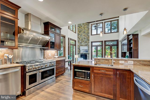 3509 N POCOMOKE ST, Arlington, VA 22213
