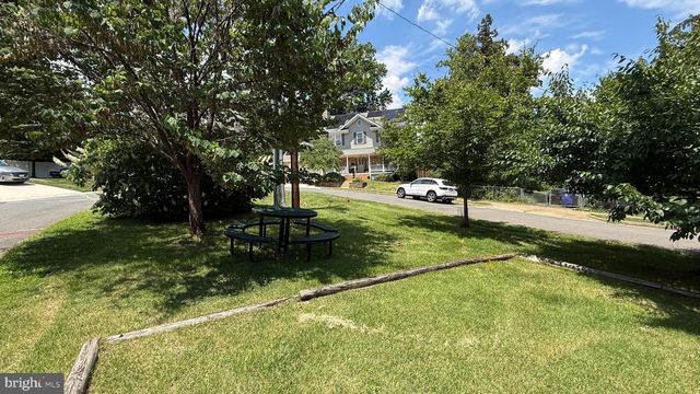 3509 N POCOMOKE ST, Arlington, VA 22213