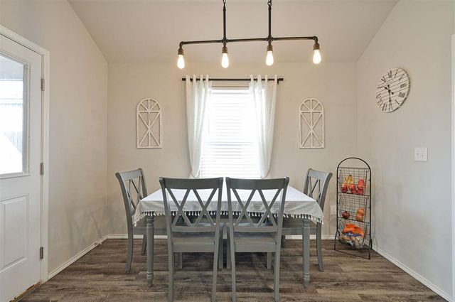 9444 NW 122nd Terrace, Yukon, OK 73099