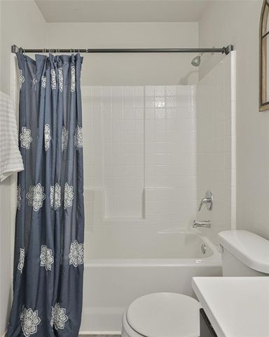 9444 NW 122nd Terrace, Yukon, OK 73099