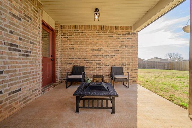 9444 NW 122nd Terrace, Yukon, OK 73099