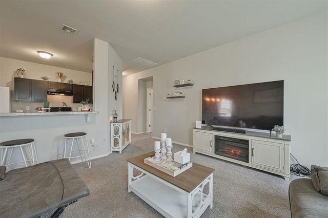 9444 NW 122nd Terrace, Yukon, OK 73099