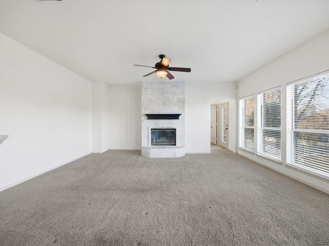 808 Shady Glen Court, Fort Worth, TX 76120