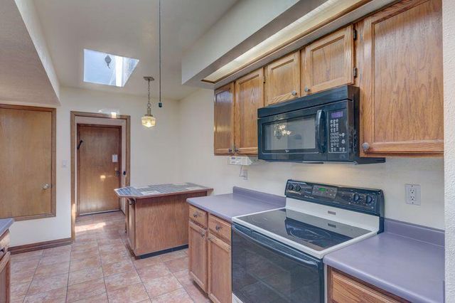 7304 Prenda De Plata NW, Albuquerque, NM 87120