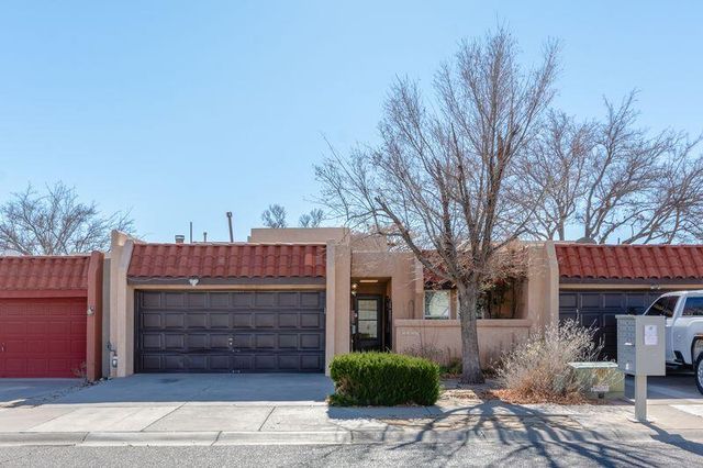 7304 Prenda De Plata NW, Albuquerque, NM 87120