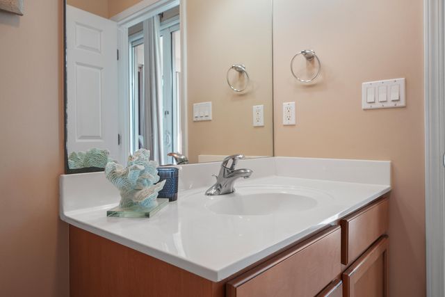 4203 Indian Bayou Trail 1115, Destin, FL 32541