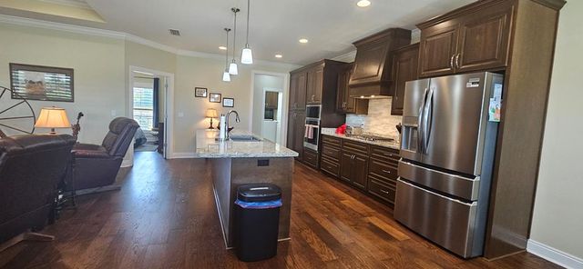 104 Cruz Court, Dothan, AL 36303