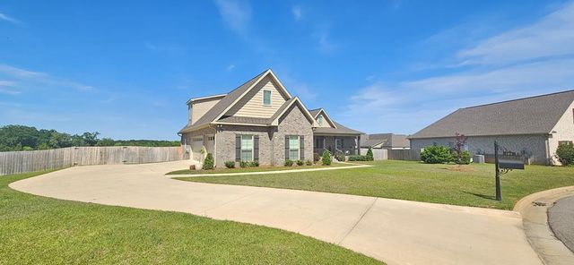 104 Cruz Court, Dothan, AL 36303