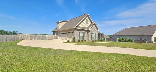 104 Cruz Court, Dothan, AL 36303