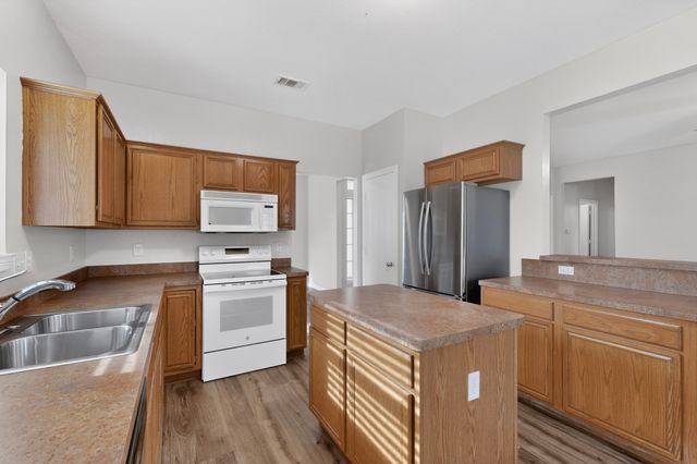 3401 Newgate Street, Midlothian, TX 76065