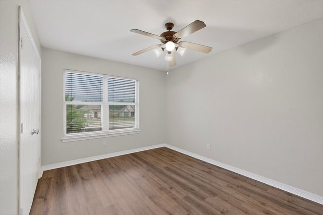 3401 Newgate Street, Midlothian, TX 76065