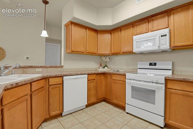 1935 Montura View 104, Colorado Springs, CO 80919