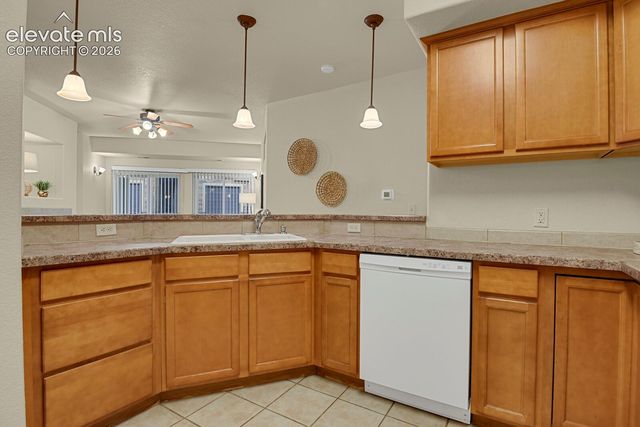 1935 Montura View 104, Colorado Springs, CO 80919