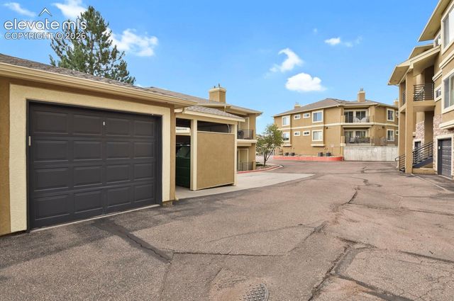 1935 Montura View 104, Colorado Springs, CO 80919