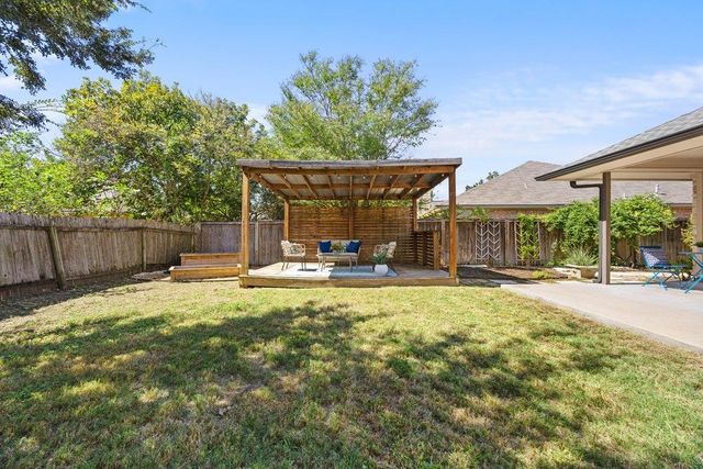 802 Mountain Ridge DR, Leander, TX 78641