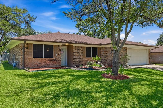 3807 Kelli Lane, Bryan, TX 77802