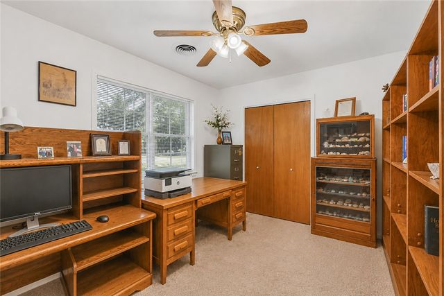 3807 Kelli Lane, Bryan, TX 77802