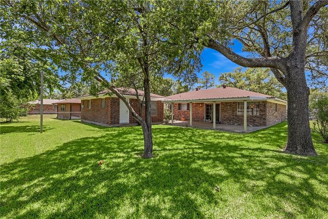 3807 Kelli Lane, Bryan, TX 77802