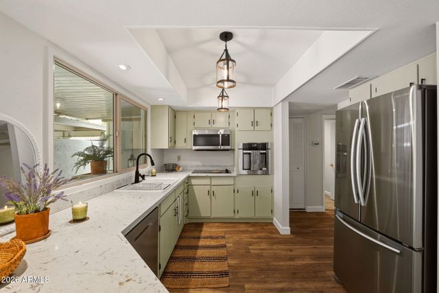7723 E LEWIS Avenue, Scottsdale, AZ 85257