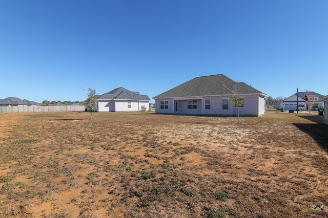 138 Sadie Heights Blvd, Perry, GA 31069