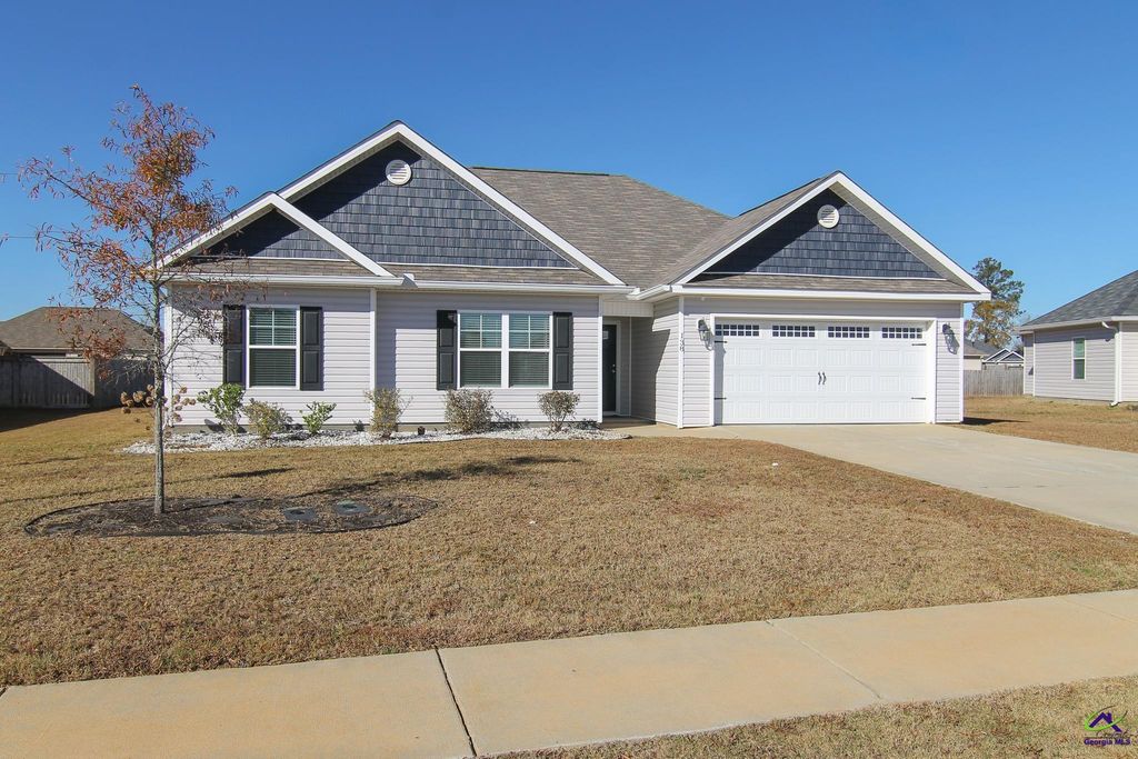 138 Sadie Heights Blvd, Perry, GA 31069