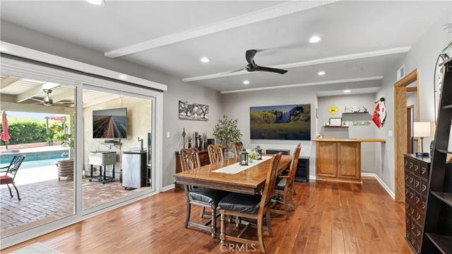 19900 Hiawatha, Los Angeles, CA 91311