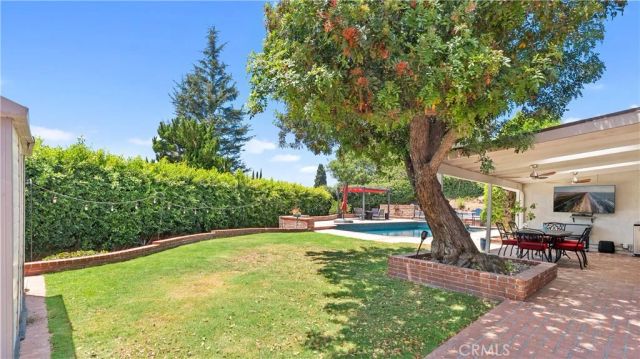 19900 Hiawatha, Los Angeles, CA 91311