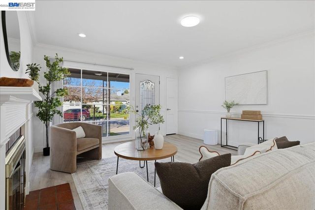 17790 Via Arriba, San Lorenzo, CA 94580