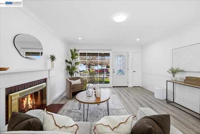 17790 Via Arriba, San Lorenzo, CA 94580