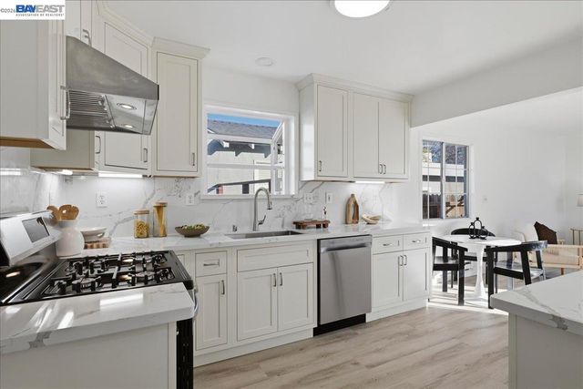 17790 Via Arriba, San Lorenzo, CA 94580