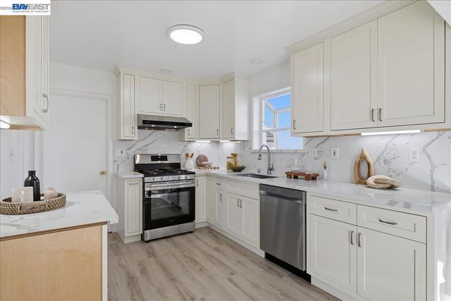 17790 Via Arriba, San Lorenzo, CA 94580