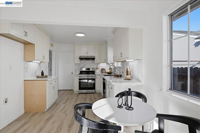 17790 Via Arriba, San Lorenzo, CA 94580