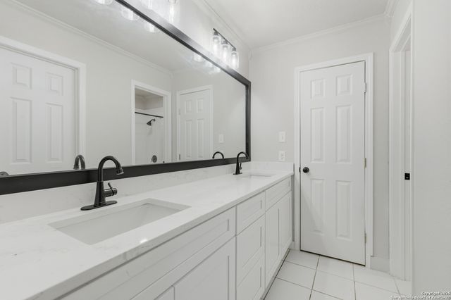 8942 Port Side, San Antonio, TX 78242