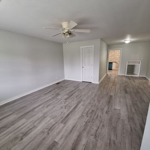 418 Sam Houston Dr Apt A, Lebanon, TN 37087