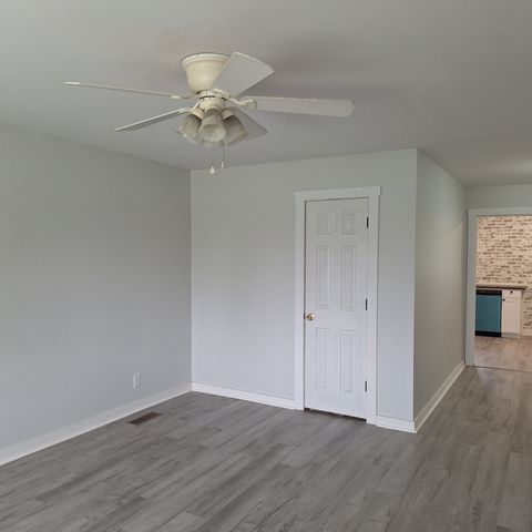 418 Sam Houston Dr Apt A, Lebanon, TN 37087